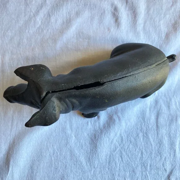 VTG Cast Iron Pig / Piggy Bank Decor 🐷 - Picture 5 of 7